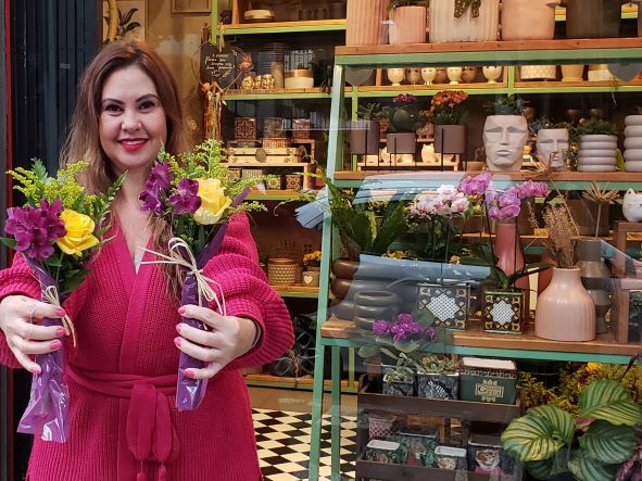 Designer floral produz 1,3 mil buquês para o pódio da Surdolimpíadas Caxias