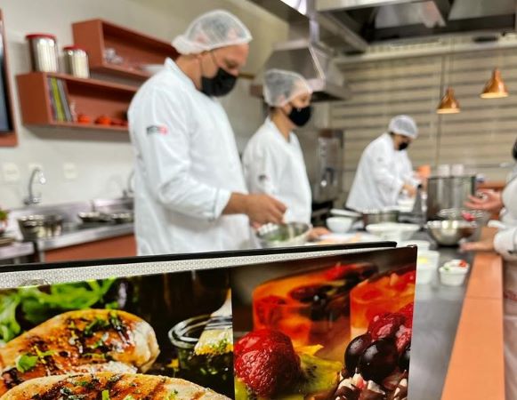 Instituição de ensino superior promove concurso de gastronomia online
