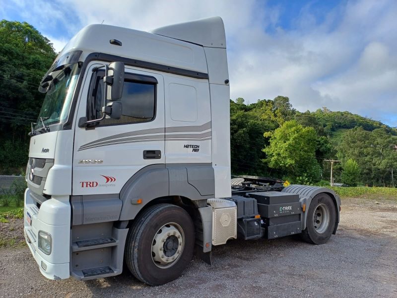Empresa da Serra transforma caminhões convencionais em híbridos